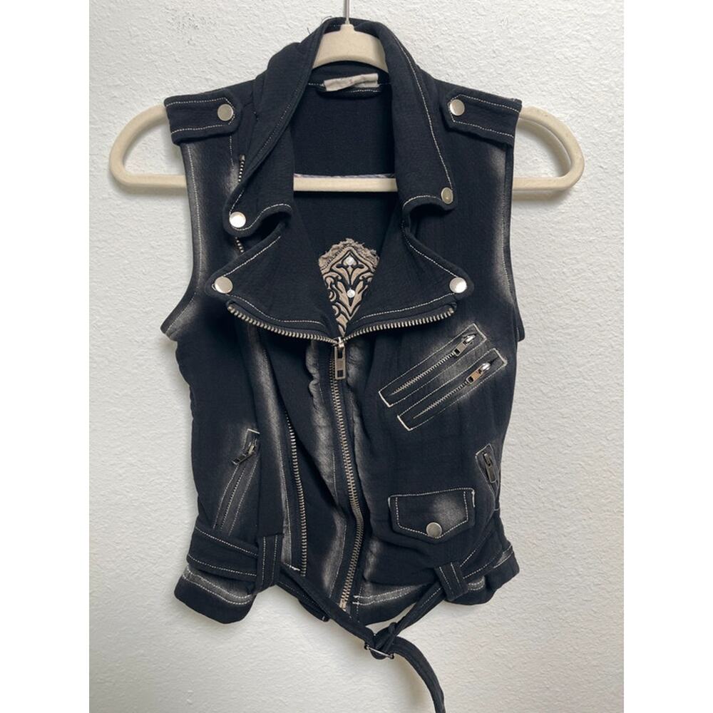 Miss Me Black Moto Vest Embellished Fleur De Lis Buckle Zip Y2K Women’s Small